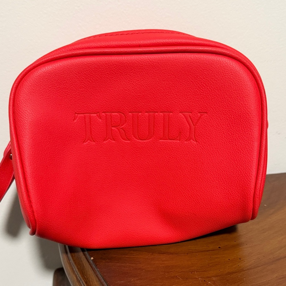 TRULY Cosmetics Bag